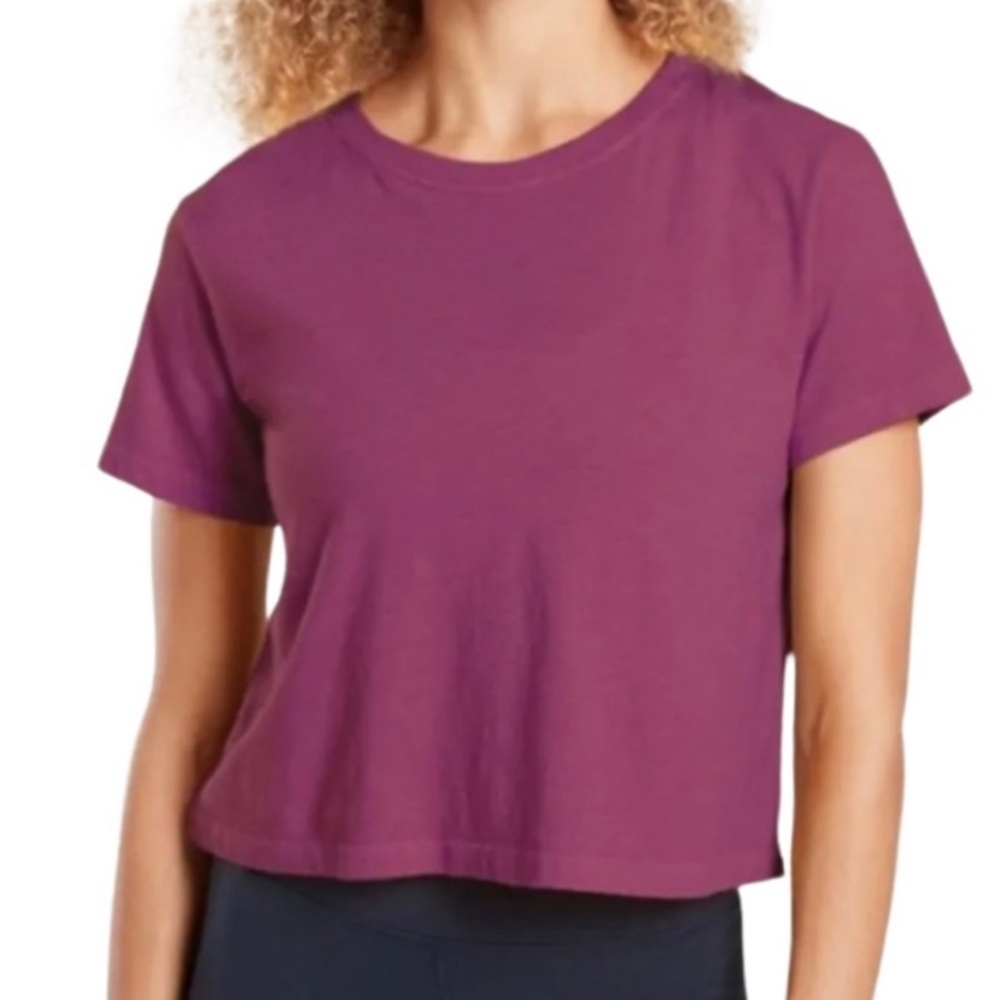 🎉HP🎉 Athleta Crop Top🫶🏻 Size L